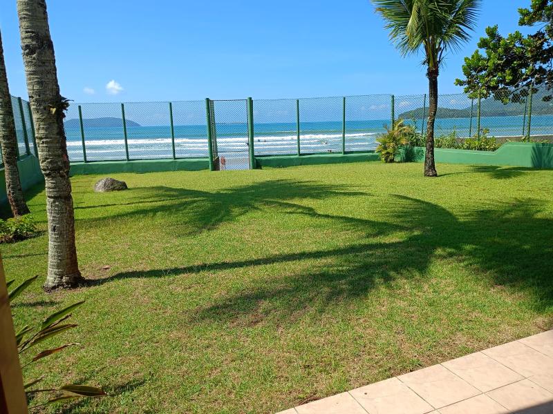 Casa Pé na Areia à Venda – Praia do Sapê, Ubatuba/SP